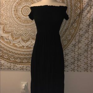 BLACK SIDE SLIT OVER THE SHOULDER MAXI DRESS